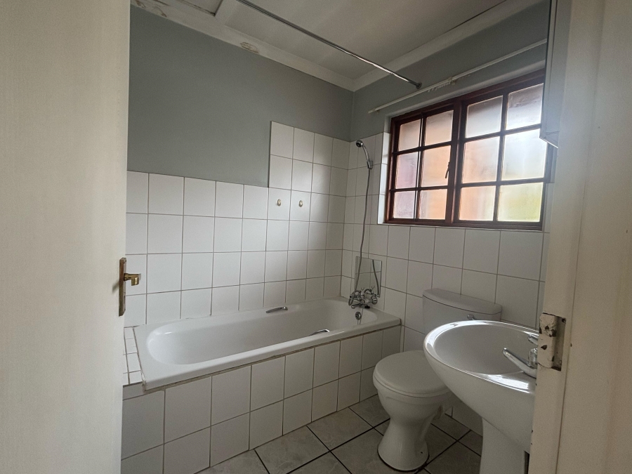 To Let 1 Bedroom Property for Rent in Brandwag Free State